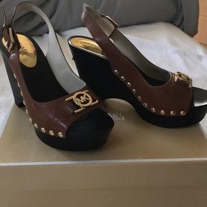 Beautiful Michael Kors Wedges!